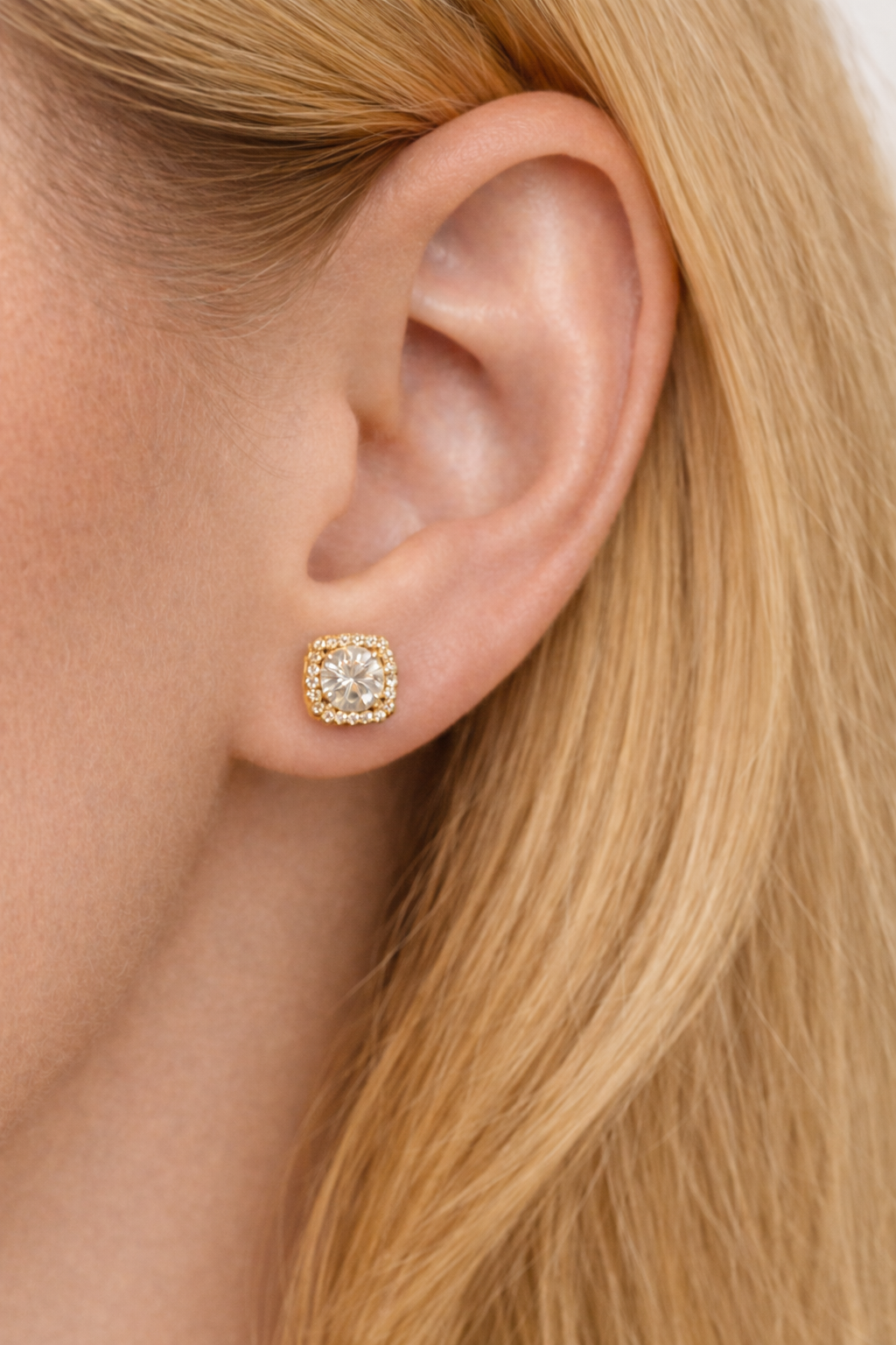 ARETE ALESSANDRA GOLDEN